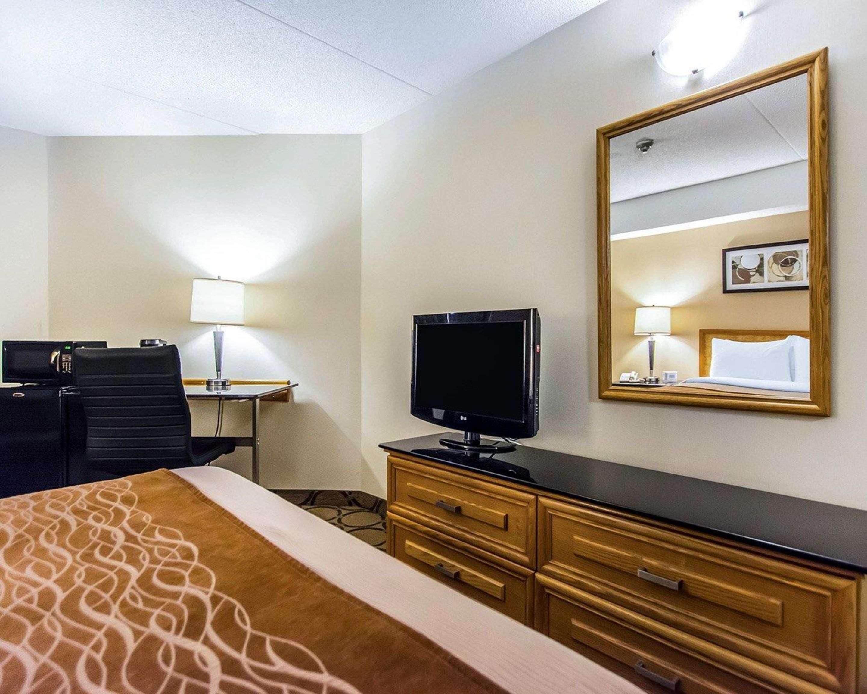 Comfort Inn East Sudbury Buitenkant foto