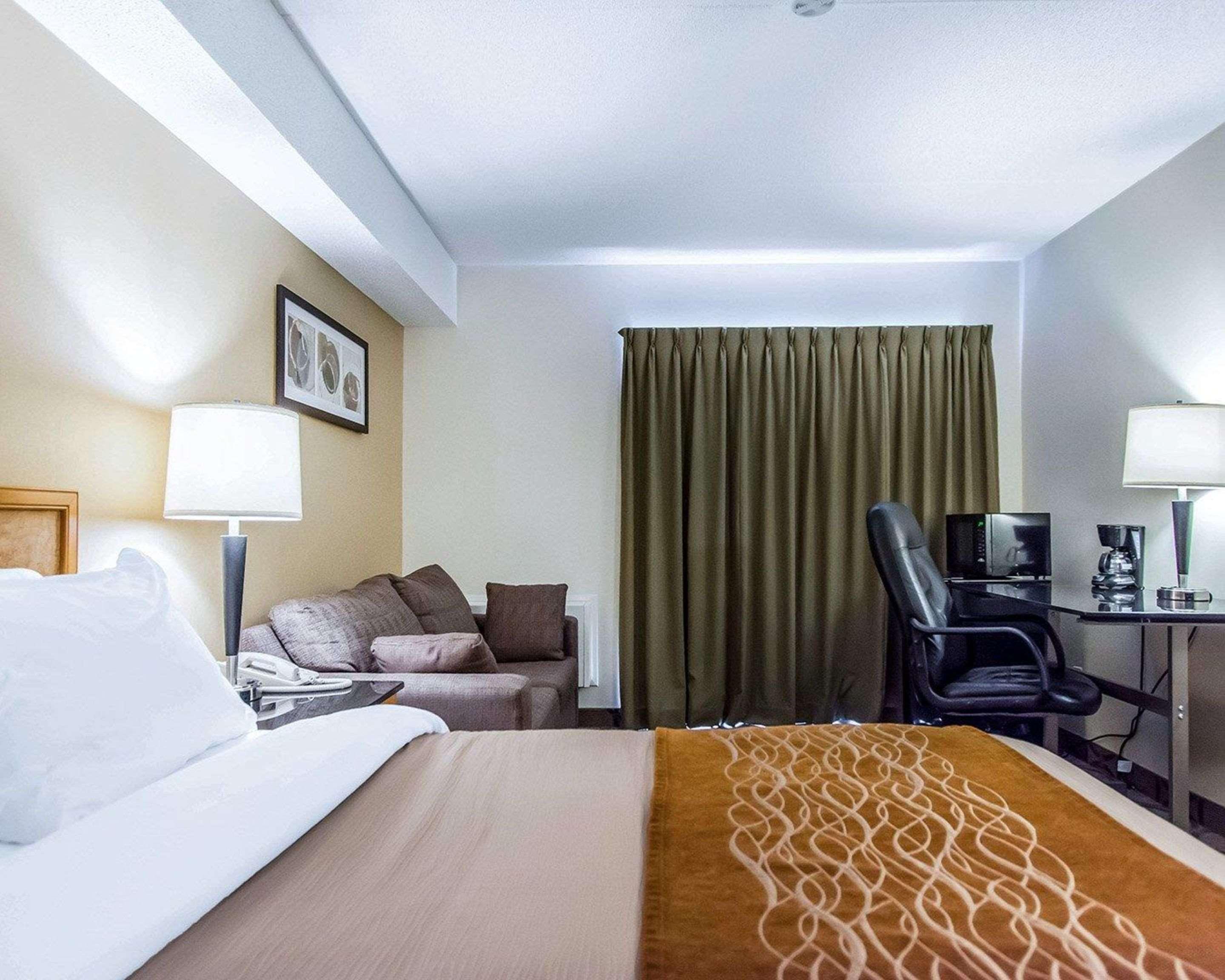 Comfort Inn East Sudbury Buitenkant foto
