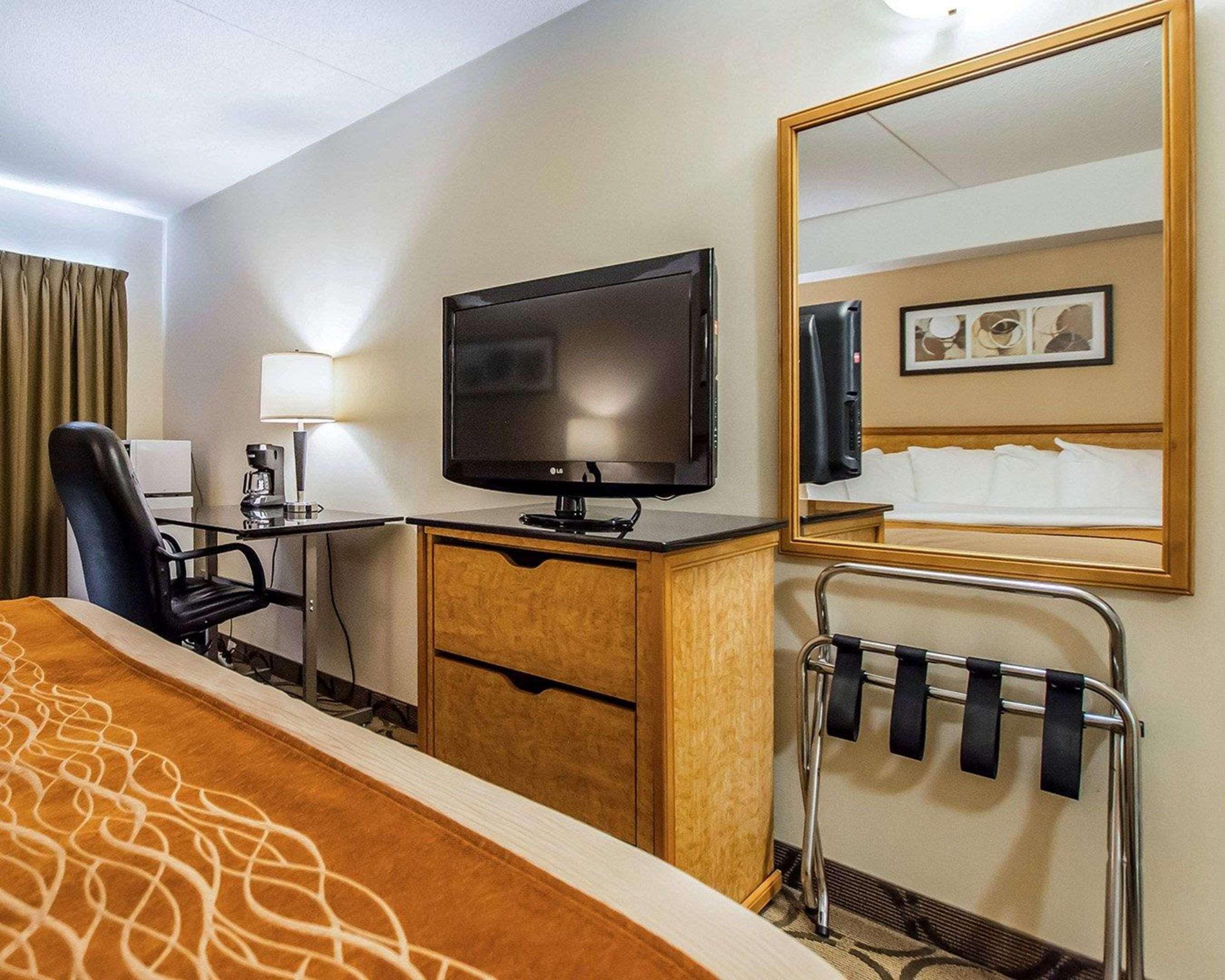 Comfort Inn East Sudbury Buitenkant foto