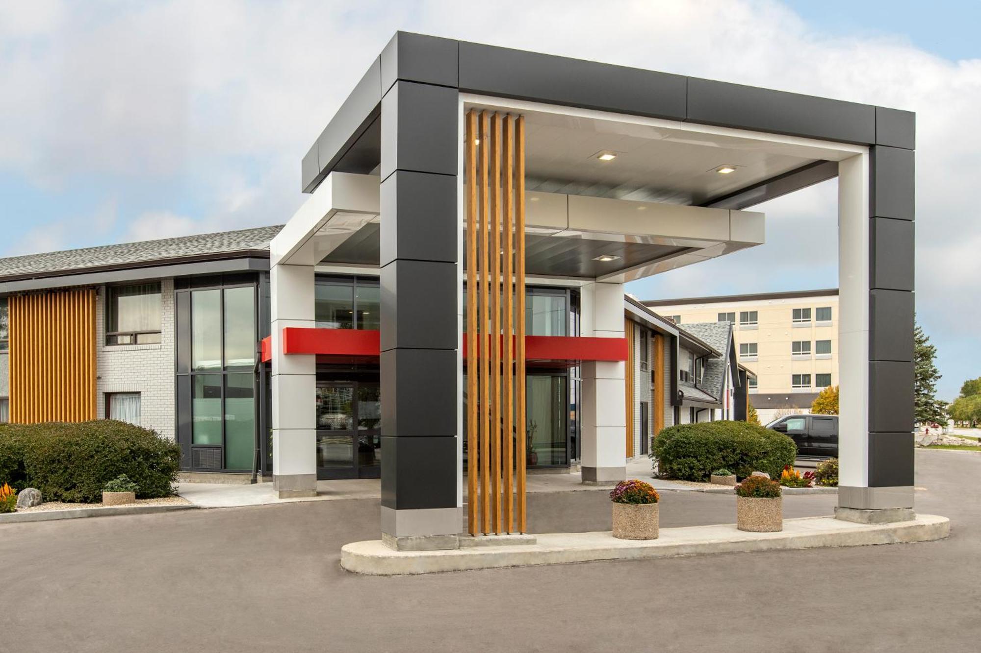 Comfort Inn East Sudbury Buitenkant foto