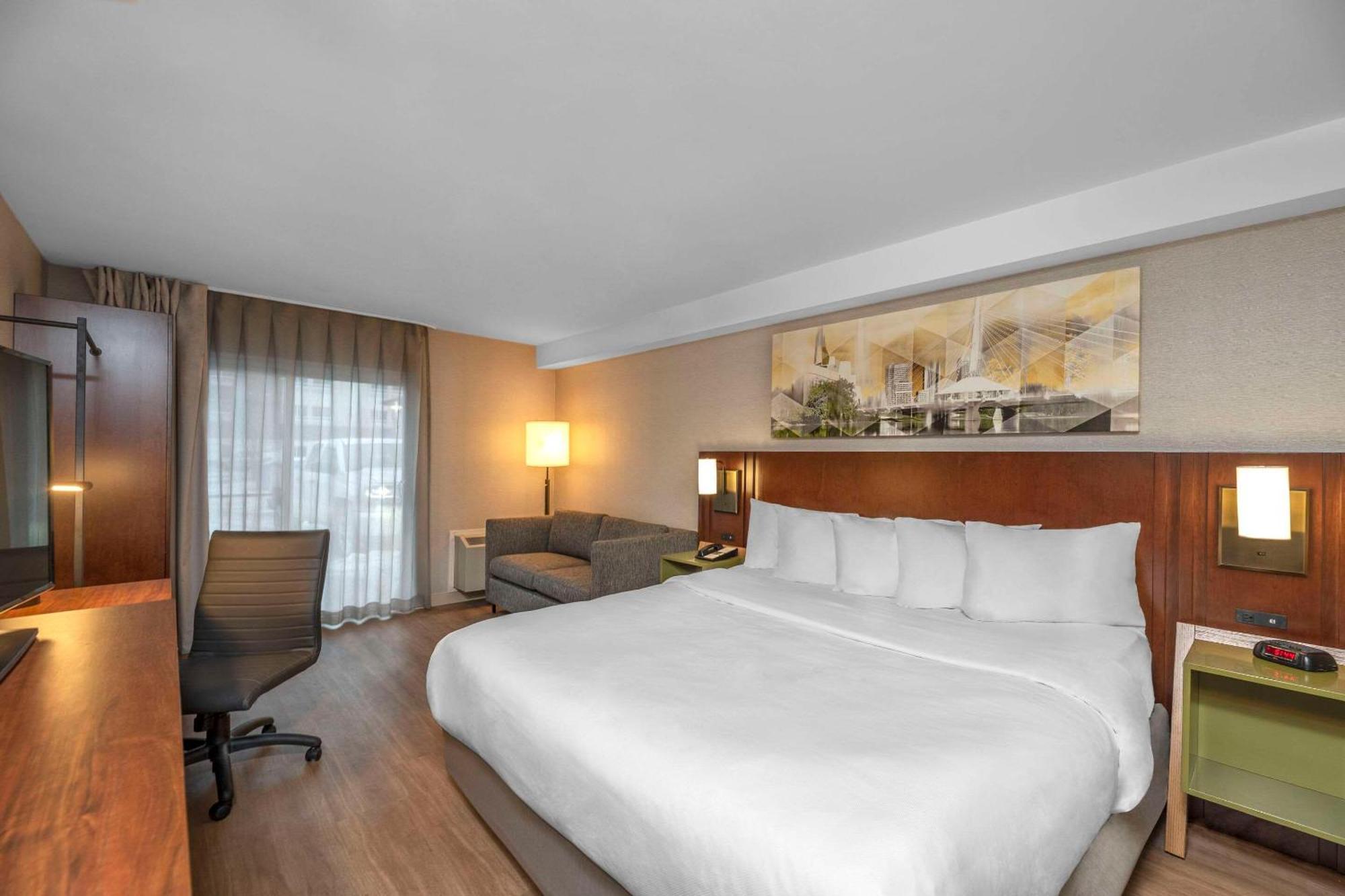 Comfort Inn East Sudbury Buitenkant foto