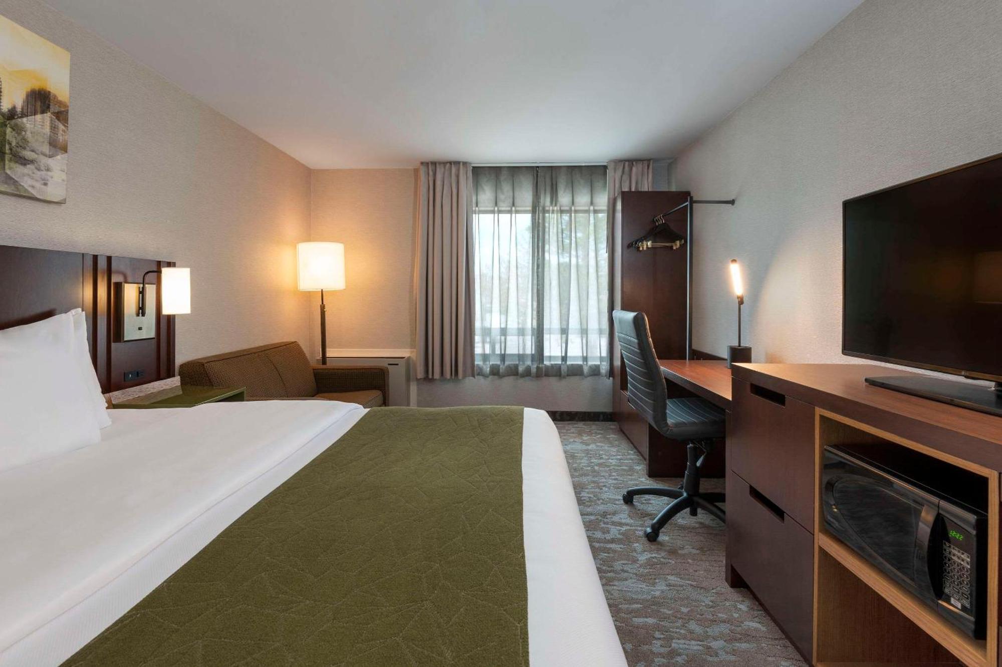 Comfort Inn East Sudbury Buitenkant foto